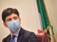 Scapillati e Castelli incalzano Speranza: «Verifichi la gestione con gli ispettori»