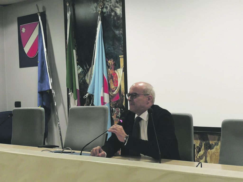 Pendolari per lavoro o salute in zone rosse e arancioni: deroga alla quarantena