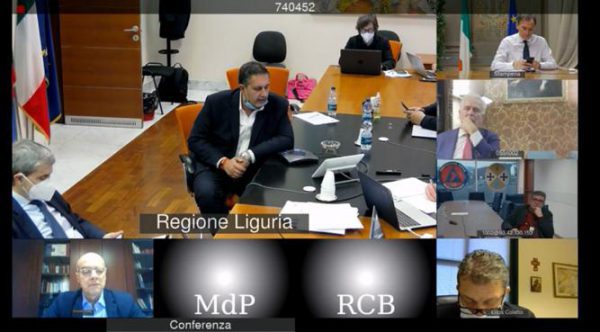 Vigilia di pagelle, Molise giallo? Il governatore: «Teniamo ancora»