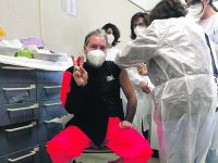 Vaccino, «non sono un eroe ma un uomo responsabile»