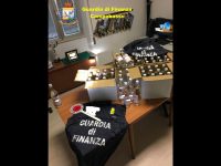 Termoli, sequestrate bottiglie di alcol contraffatto