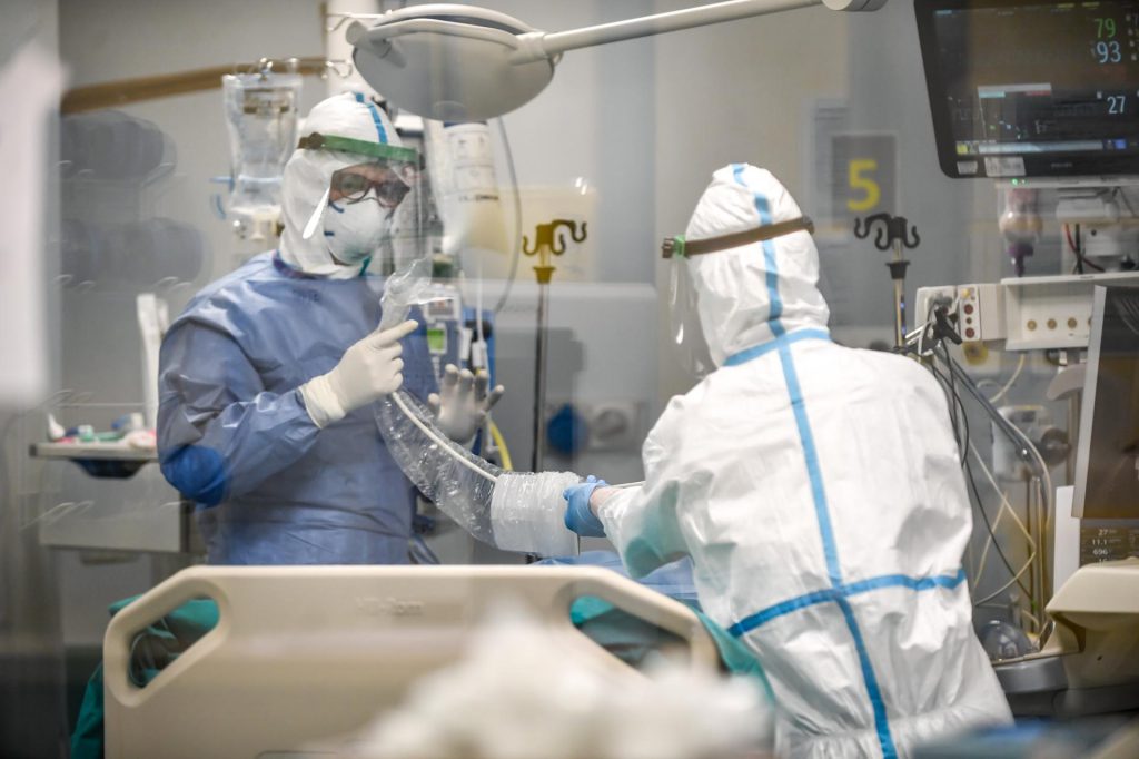 Terapie intensive, scatta l’allerta: Sos ai privati