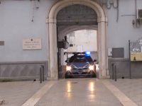 Travolge una prostituta di notte sulla statale 16 e fugge via, termolese denunciato