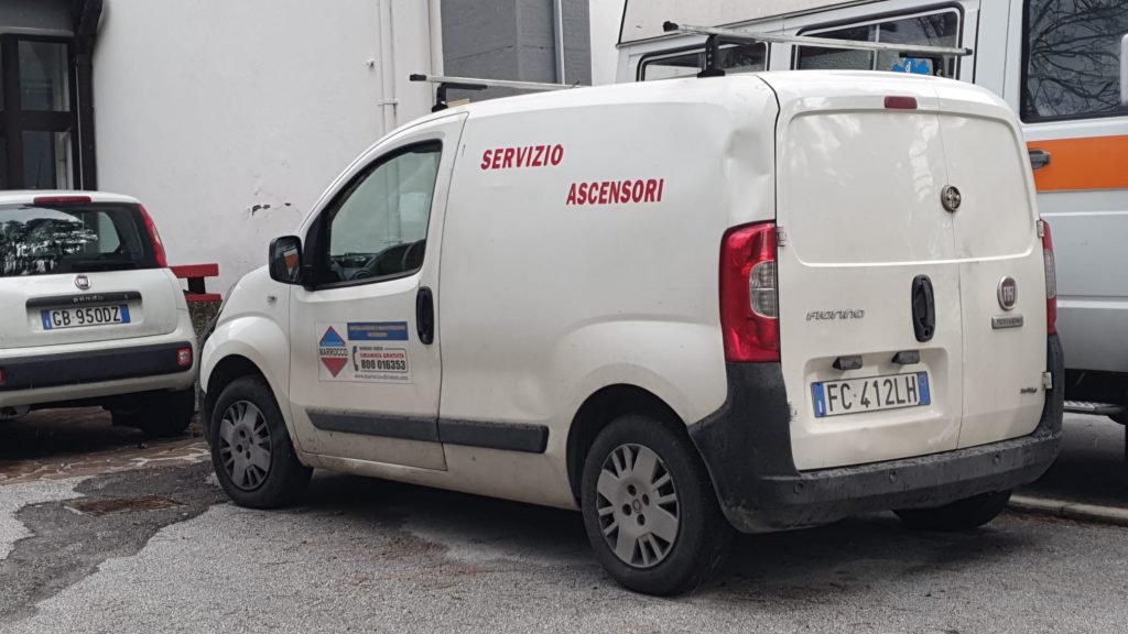 Fuori uso da oltre un mese, l’Asrem ripara l’ascensore del Caracciolo