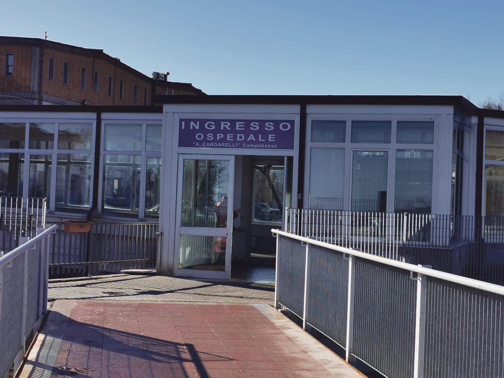 Il Covid fa altre cinque vittime e aumentano i focolai