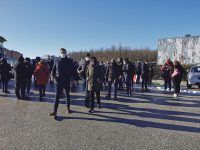 Amarezza e rabbia, sit-in al Cardarelli: voce alla protesta contro la gestione Covid