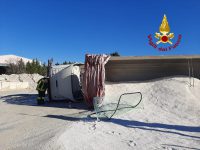 Termoli, si ribalta alla guida del camion: 60enne finisce al Pronto soccorso