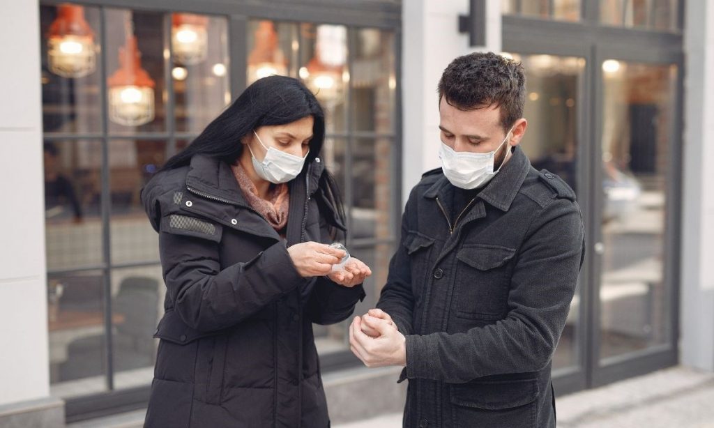 Confini regionali chiusi fino al 25 febbraio, aumenta l’Rt ma la fascia non cambia