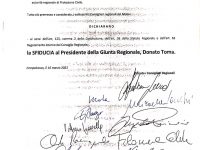 Nuova sfiducia, contromossa lampo Calenda si sfila ed entra in giunta