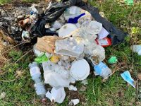 Bojano, abbandonano i rifiuti dopo la festa clandestina