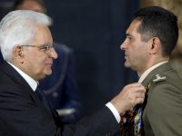 Via Arcuri, arriva il generale che ha pianificato il ruolo dell’Esercito nella vaccinazione