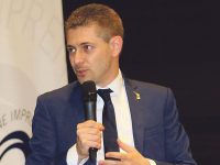 Strappo consumato, la Lega cambia registro: progetto nuovo