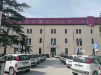 Covid hospital, la ditta insiste