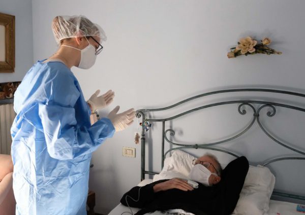 Ok alle cure domiciliari, il protocollo inviato a medici di base e Asrem