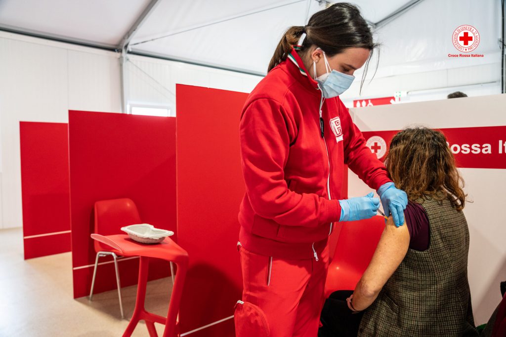 Isernia, la Croce Rossa protagonista della campagna vaccinale