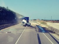 Strage di migranti sulla statale 16, tre operatori agricoli rinviati a giudizio per “caporalato”