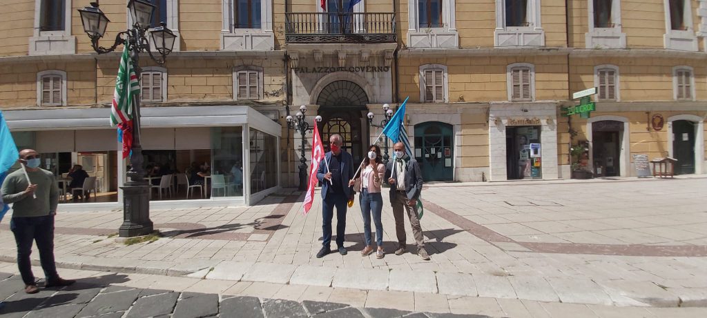 Triplice in piazza: «Basta morti sui luoghi di lavoro»