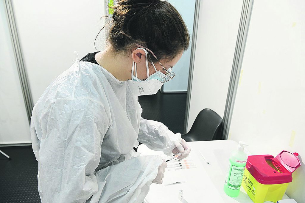 Dalla compilazione del modulo ai 15 minuti di attesa, al Palaunimol vera eccellenza