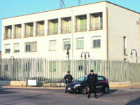 Ha abusato di un minore a scuola, condanna in giudicato e il 59enne finisce in carcere