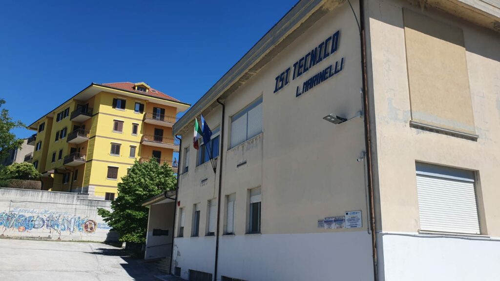 Agnone, docente positivo al test rapido: esami di stato in modalità on line