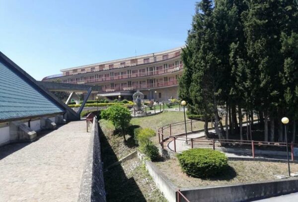 Il vaccino “regge”, solo un altro contagio a Montenero