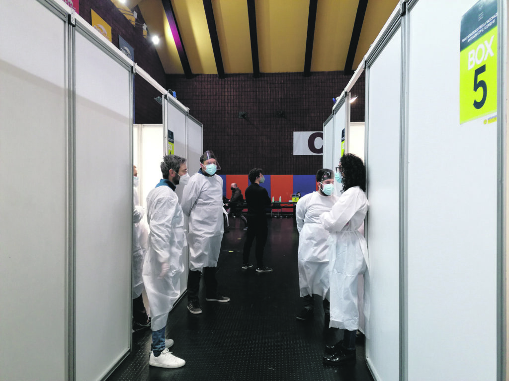 Quattro contagi e 7 guariti, nuovo record di vaccini