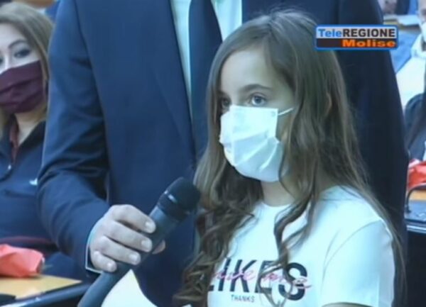 Colavita ambasciatrice, il grazie di Ginevra a nome di tutti i bambini: «Ci hai donato speranza, sei tu il nostro eroe»