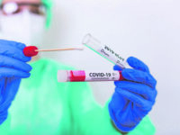 Over 80 immunizzati: ricoveri 15 volte più bassi