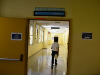 Neonato muore poco dopo il parto, dramma all’ospedale San Timoteo