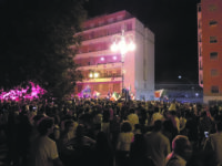 Incidenza più alta fra gli uomini, l’età media dei contagiati si è abbassata: l’effetto Europei