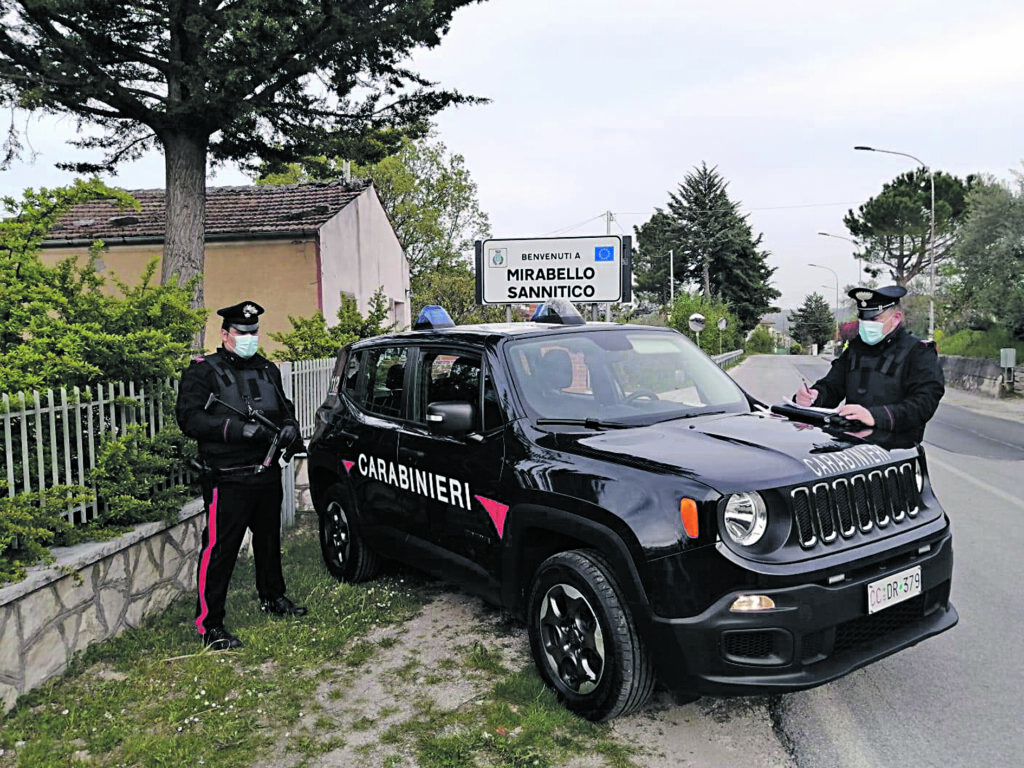 Guida senza aver mai preso la patente, denunciata