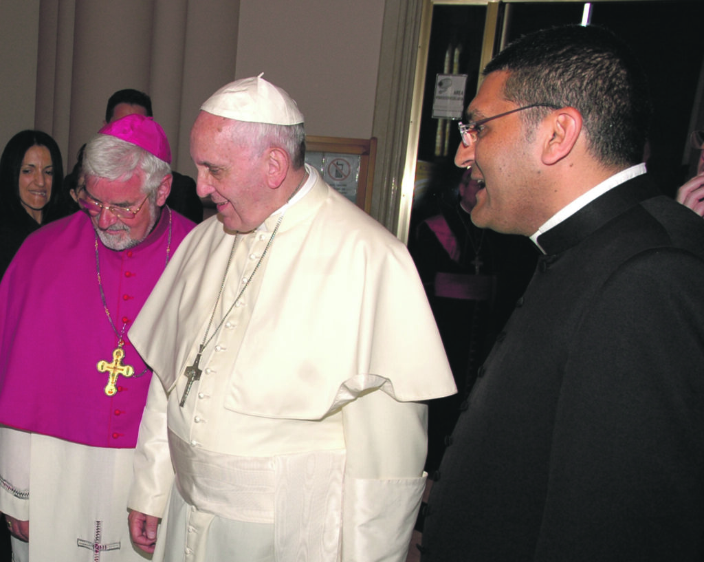 Don Massimo Muccillo in Vaticano, al fianco del cardinale Parolin