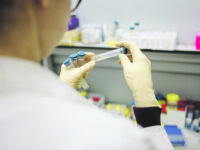 Risale la curva dei contagi, altri 16 casi e tasso al 6,15%