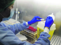 Scendono casi e ricoveri, due dimessi dal reparto