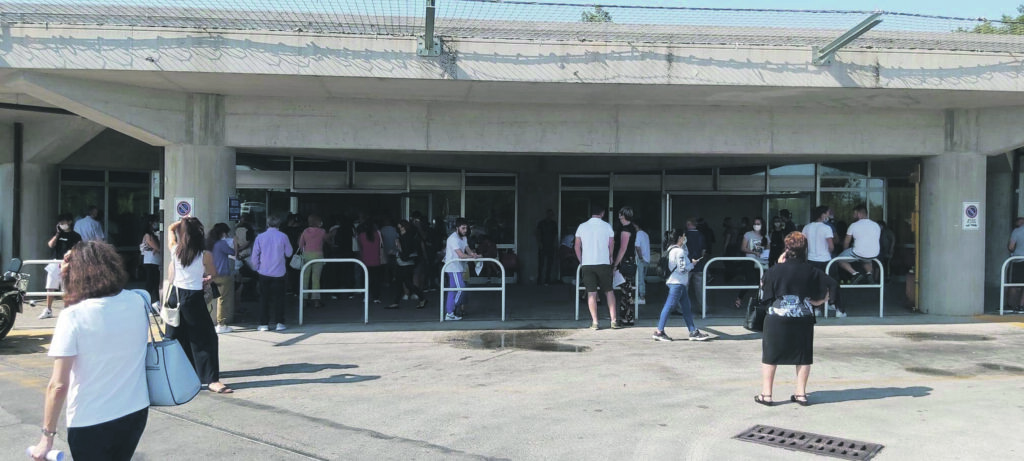 In Molise è corsa al vaccino, più di 700 all’open day a Tappino