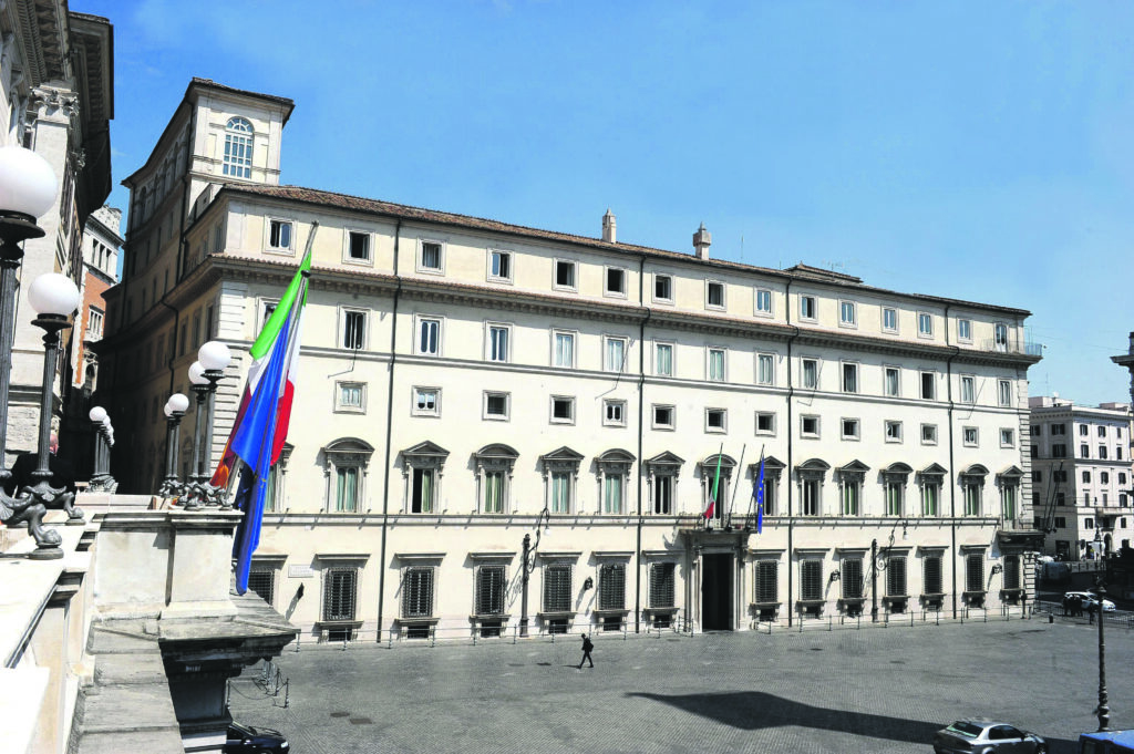 Green pass per scuola e trasporti, cabina di regia e poi il decreto