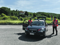 Ruba un’auto e sfreccia lungo le strade di Frosolone, inseguito e arrestato