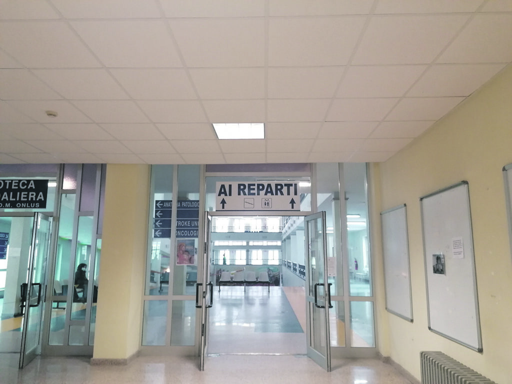 Altri due ricoveri, salgono a 5 i pazienti assistiti al Cardarelli