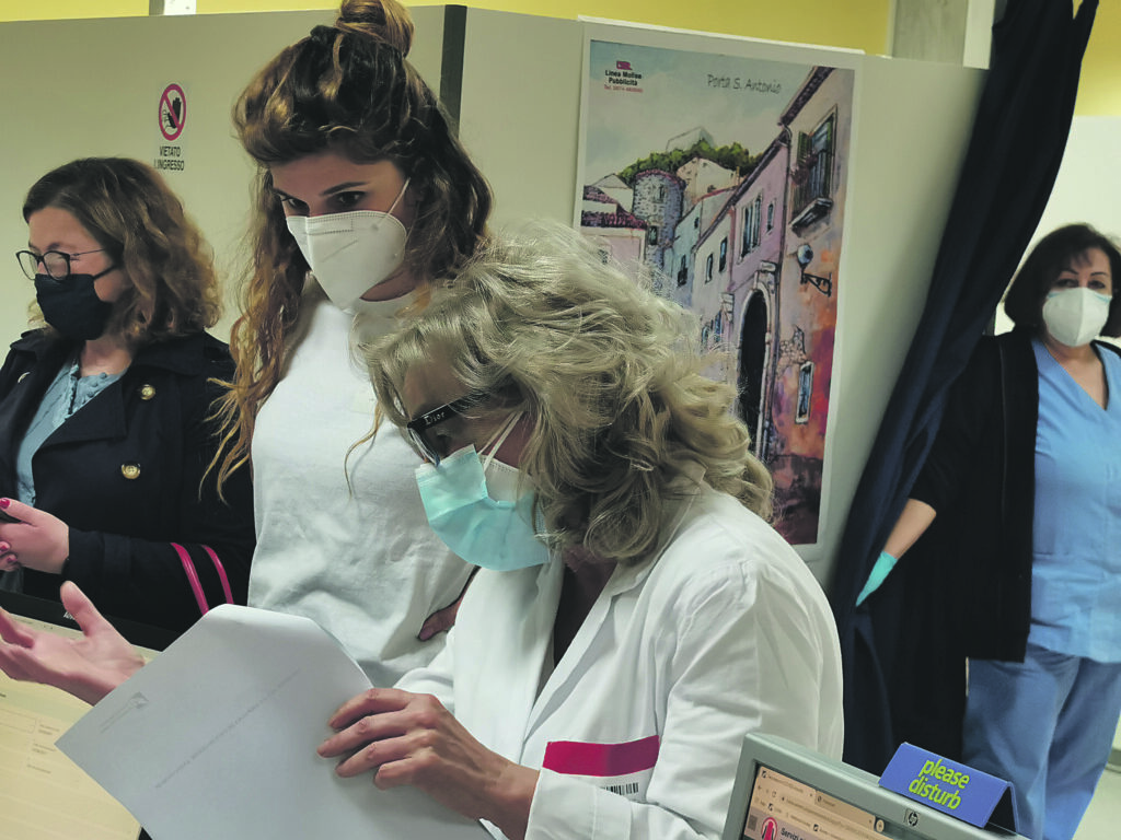 Scende l’ospedalizzazione, sei i ricoveri Covid a Tappino