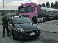 Contrabbando di gasolio scoperto sulla costa