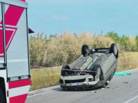 Auto si ribalta sulla SP 51, muore bimba di 4 anni