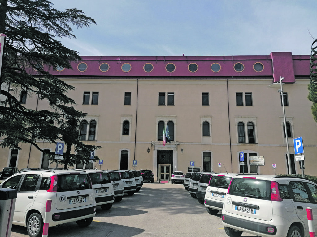 Prorogate le sospensioni degli operatori sanitari Asrem che non sono immunizzati