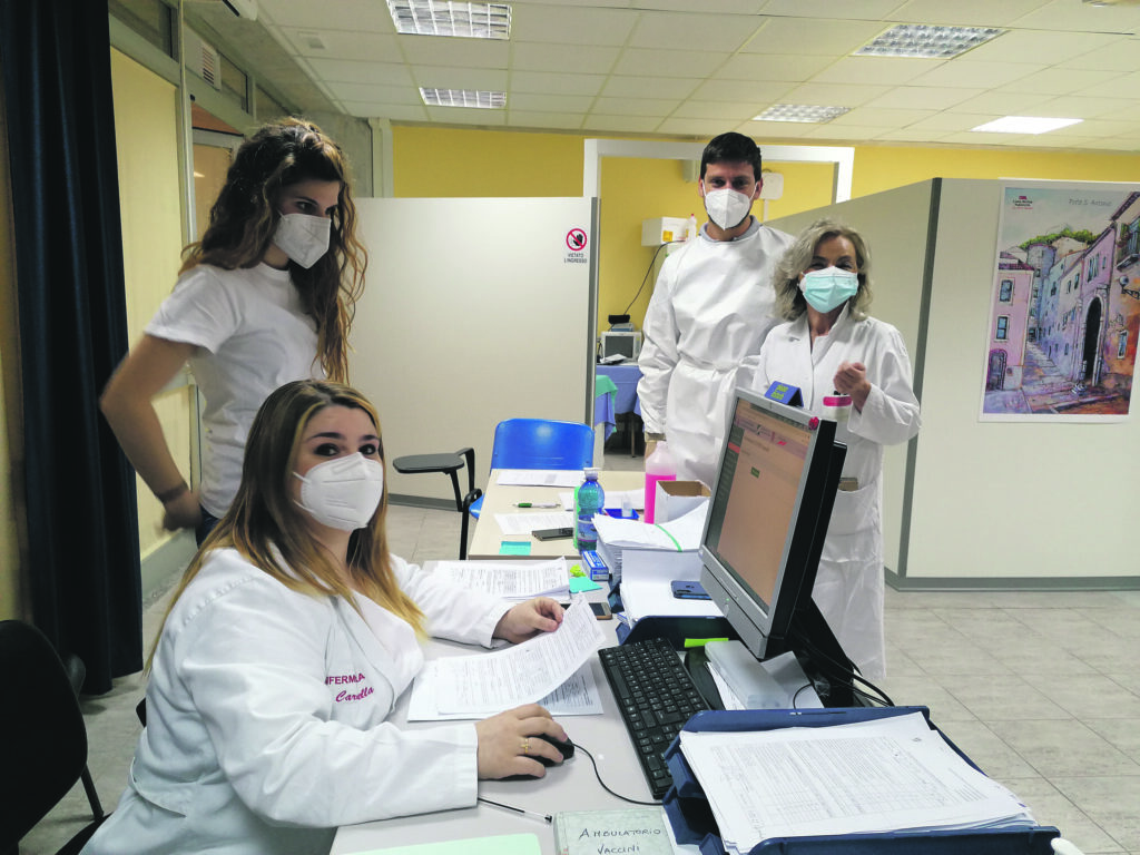 Virus, altri 19 contagi ma non si registrano ricoveri al Cardarelli