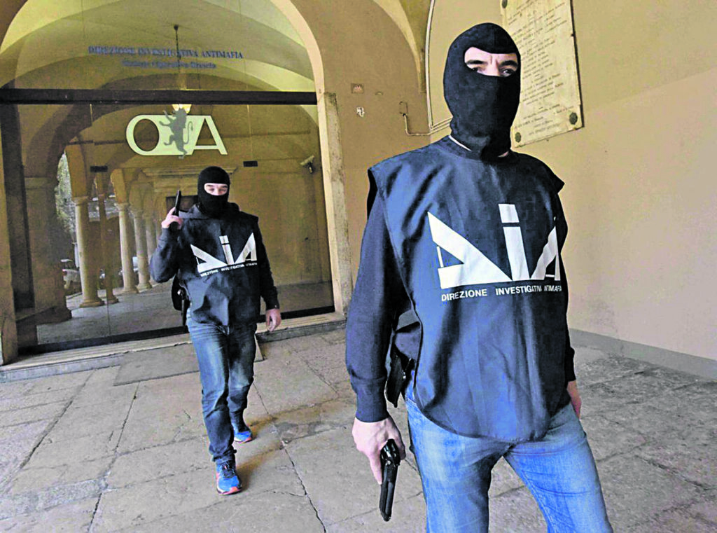 Comandano foggiani e campani, la mappa dei clan in Molise