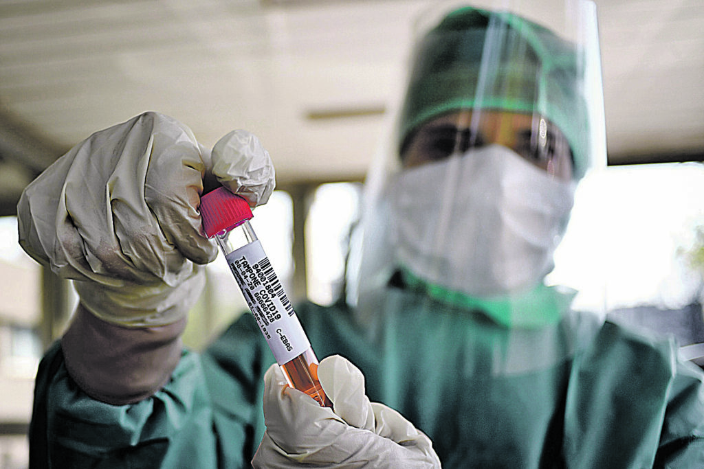 Quattro positivi e un ricovero, aumentano i guariti: ieri 15