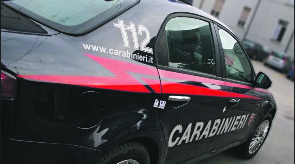 Isernia. Ubriaco a spasso, aggredisce tre passanti: denunciato