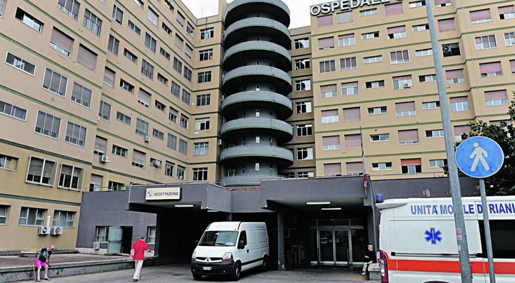 Lite tra studenti termolesi, accoltella il coinquilino a Pescara: sfiorata la tragedia