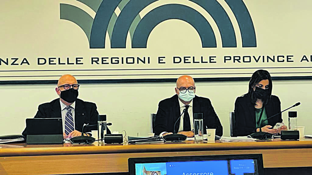 Influenza, ci sono 80mila vaccini: punture anche nelle farmacie