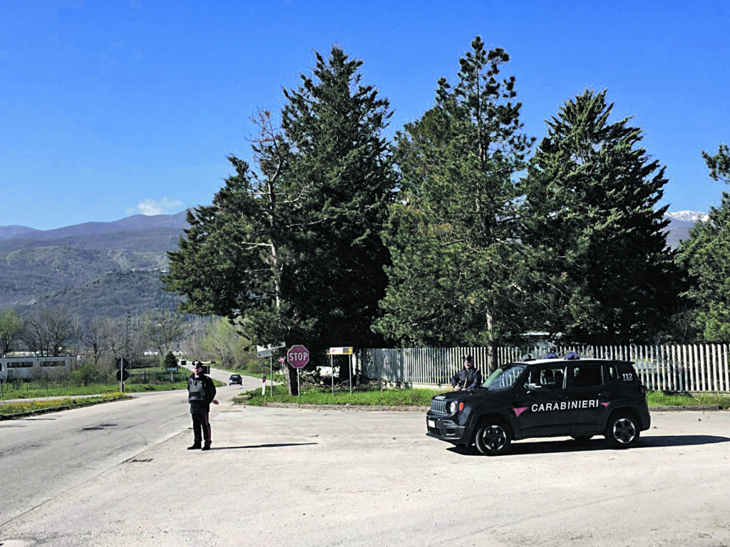 Bojano. Ubriaco, rischia l’incidente contro l’auto dei Carabinieri