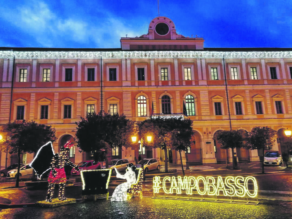 Campobasso, il Natale ‘punta’ sul centro: 65mila euro per le luminarie